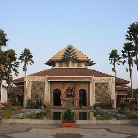The Atrium Hotel & Resort Yogyakarta Melati Luaran gambar