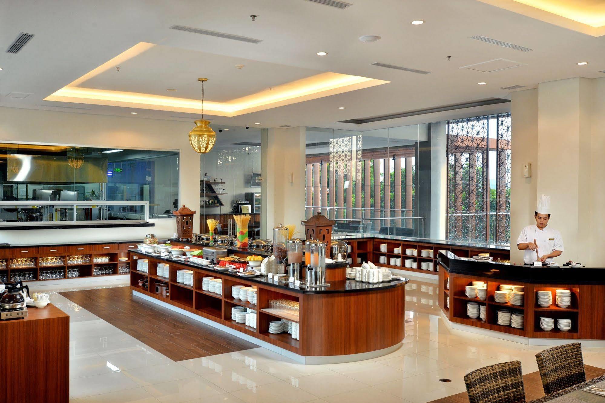 The Atrium Hotel & Resort Yogyakarta Melati Luaran gambar