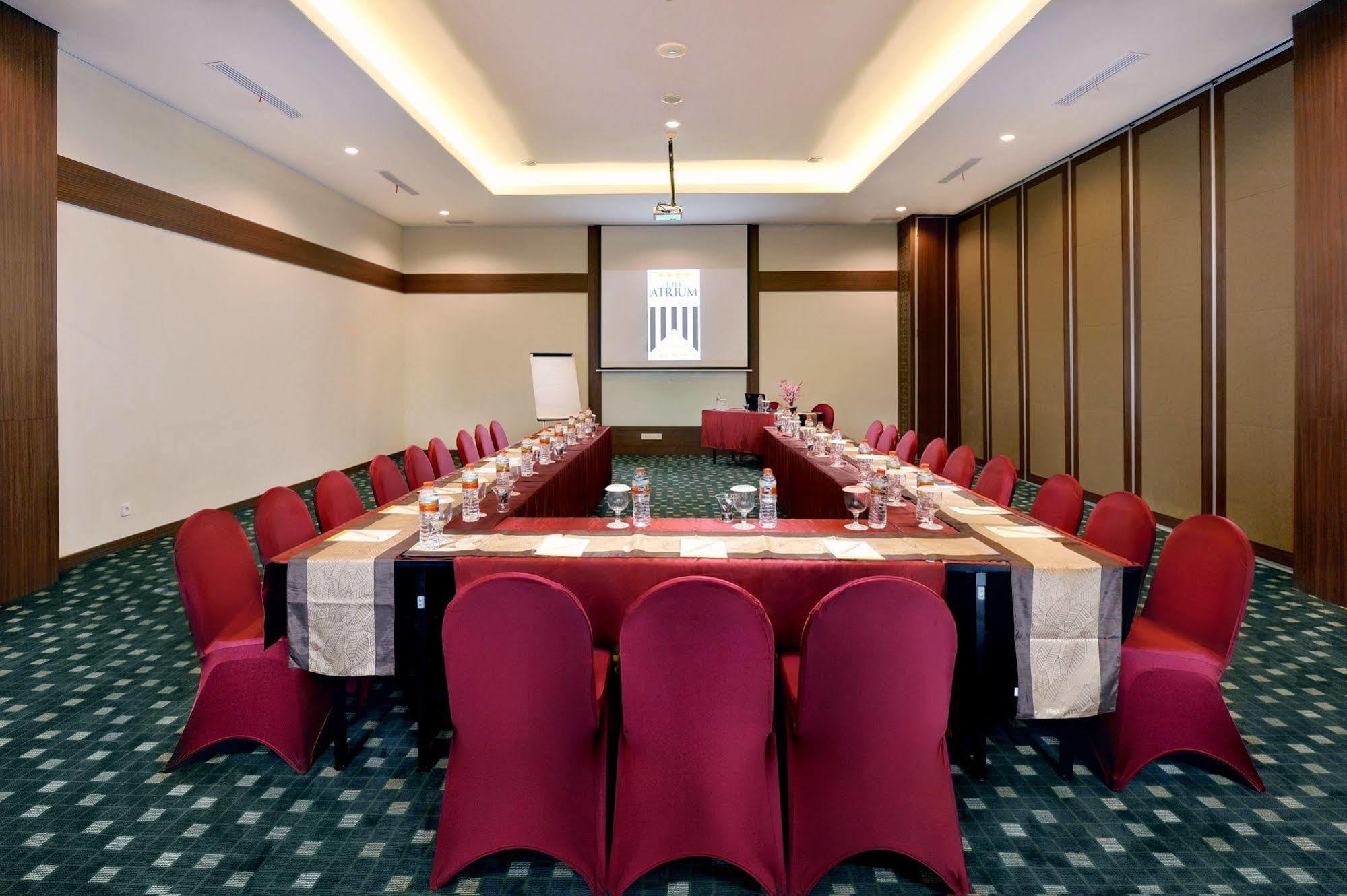 The Atrium Hotel & Resort Yogyakarta Melati Luaran gambar