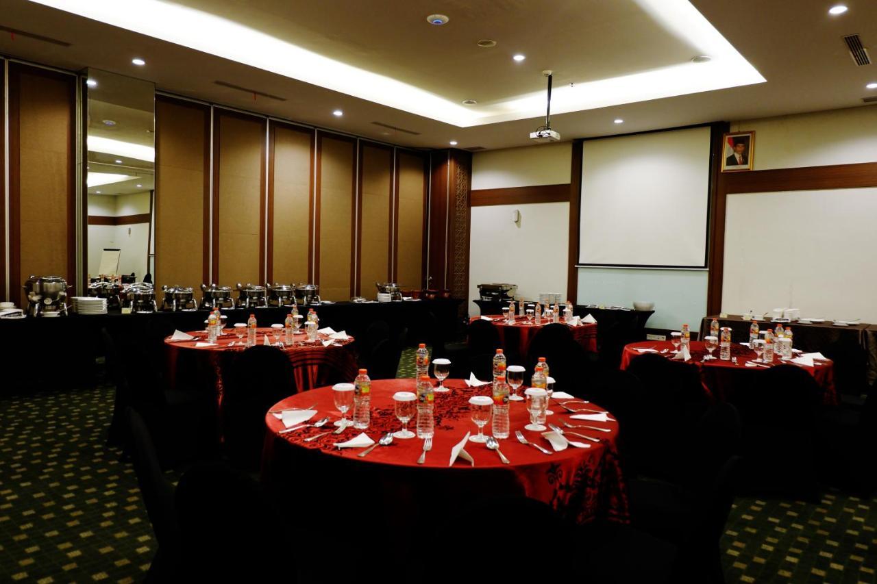 The Atrium Hotel & Resort Yogyakarta Melati Luaran gambar